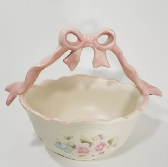 Pfaltzgraff Tea Rose Fruit Basket - Picture 3 of 6